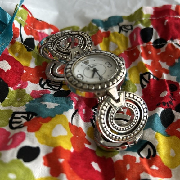 Brighton Cardiff bracelet watch with cloth bag **needs battery** - Picture 11 of 11